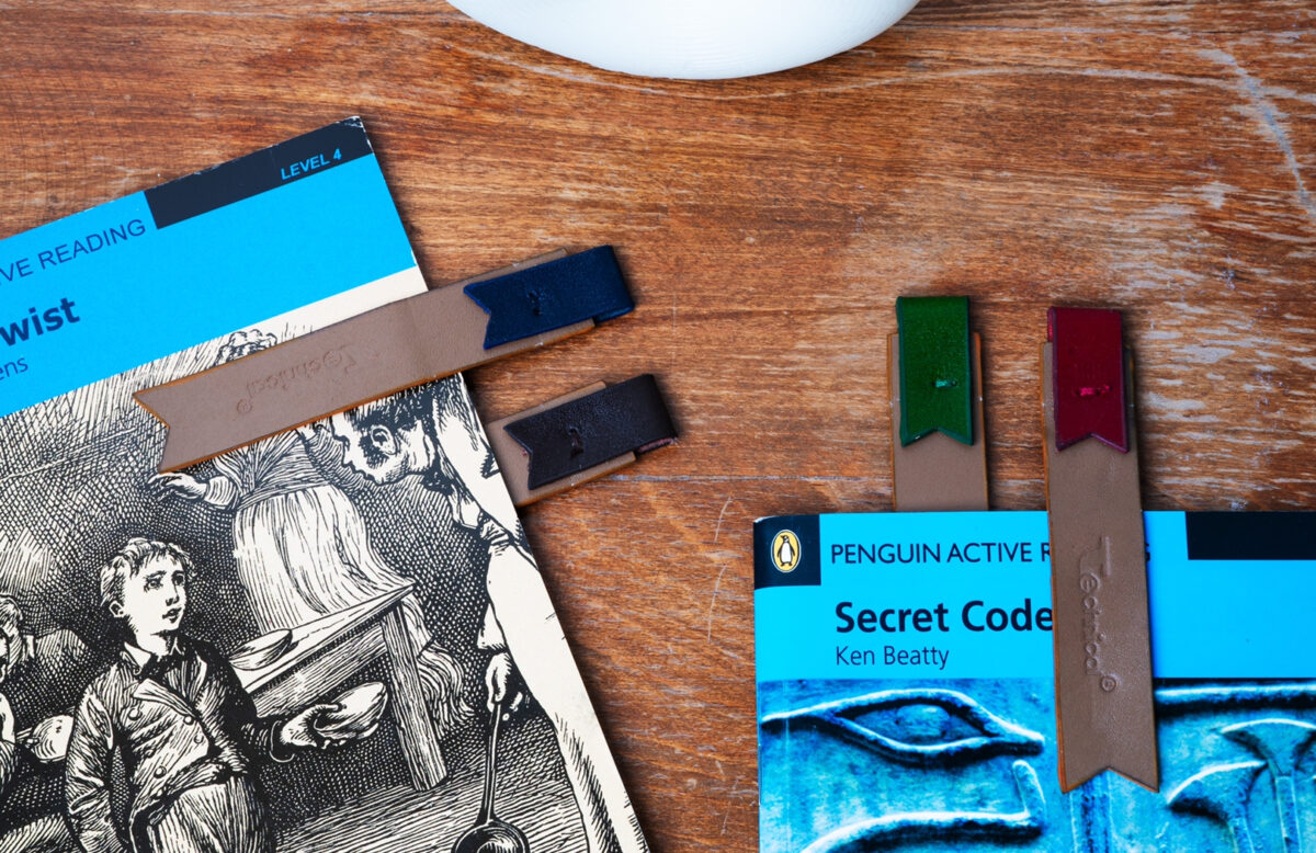 Premium Genuine Leather Bookmark: The Ideal Corporate Gift - Image 1